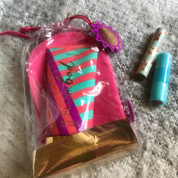 BNIB Tarte Better Bod Bronzer And Mitt - Picture 3 of 4